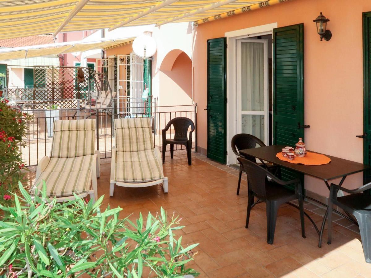 Apartment Samuele By Interhome Civezza Exterior photo